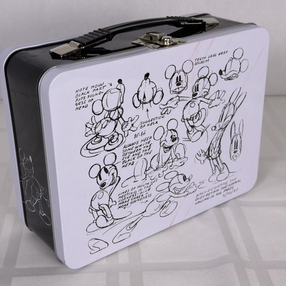 Vintage Mickey Mouse Tin Lunchbox: Vandor, Animation Art Design